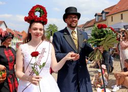 Dornburg Krohnt Neue Rosenkoenigin 36